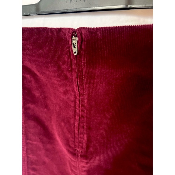 NWT Burgundy Wild Fable Corduroy Mini Skirt | Target Fitted Wine Red Cotton Cord - Picture 4 of 8